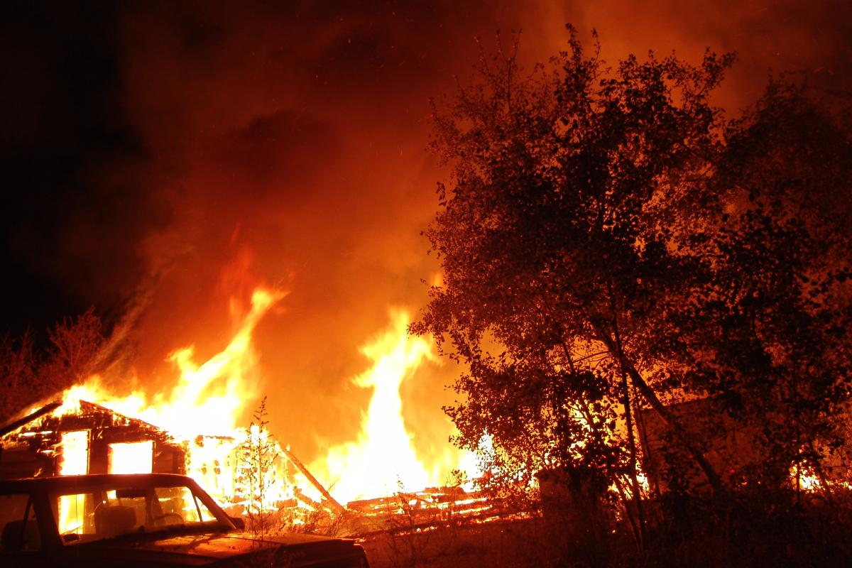 Barn fire 10-11-2009 (3)