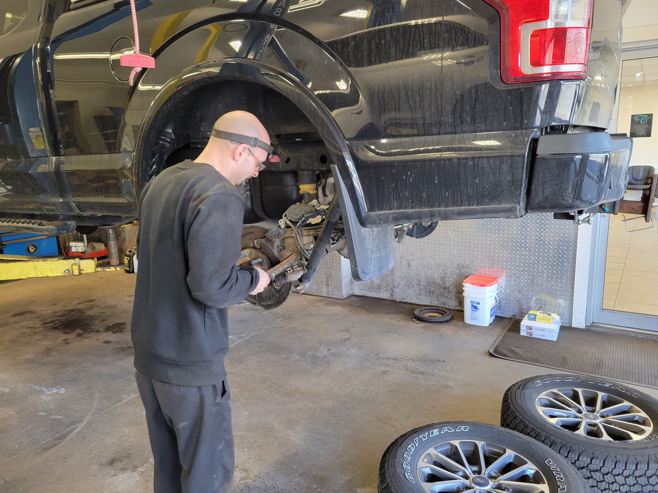 Kal's Automotive Center