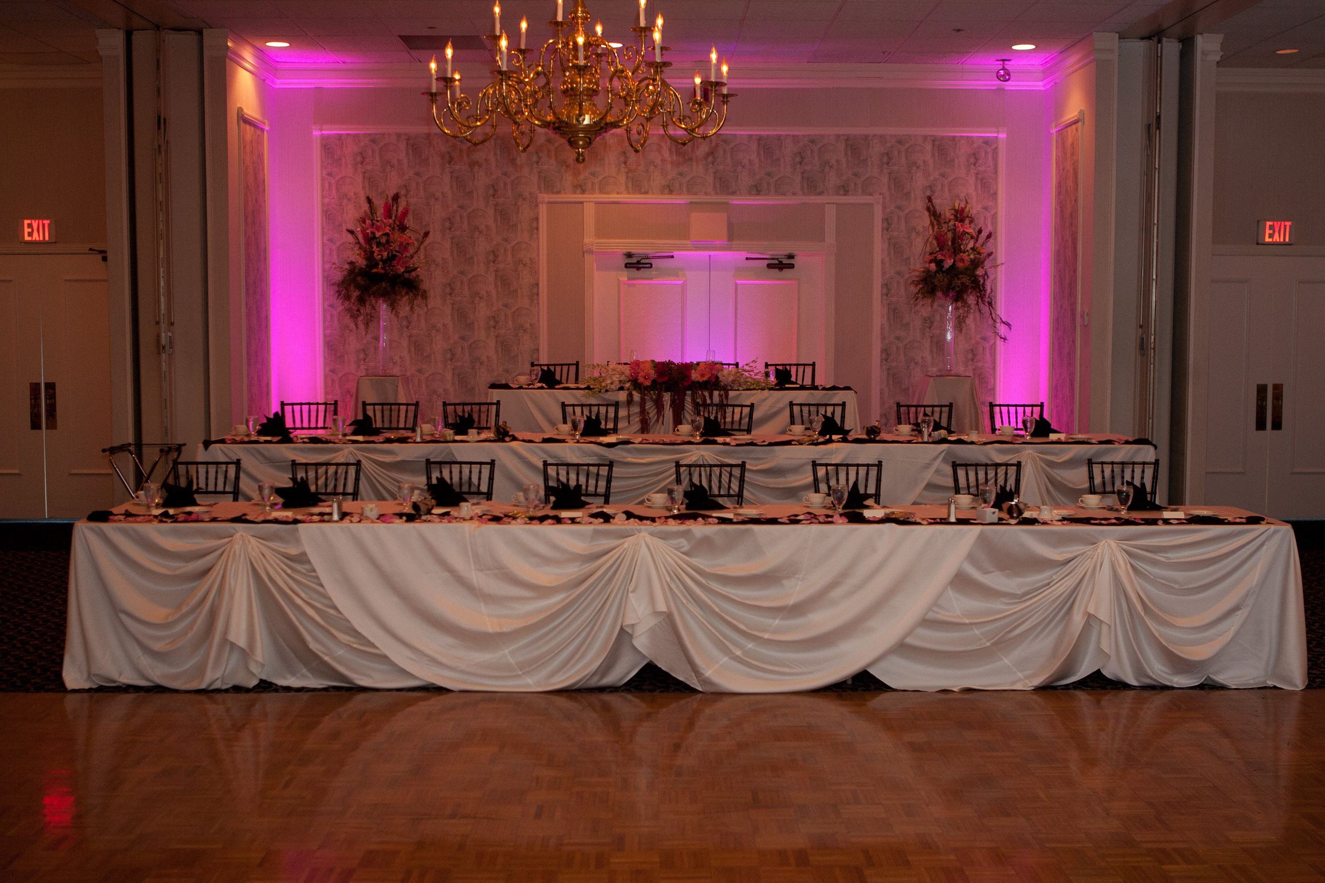 Take your seat! (COURTESY LENZI’S CATERING)
