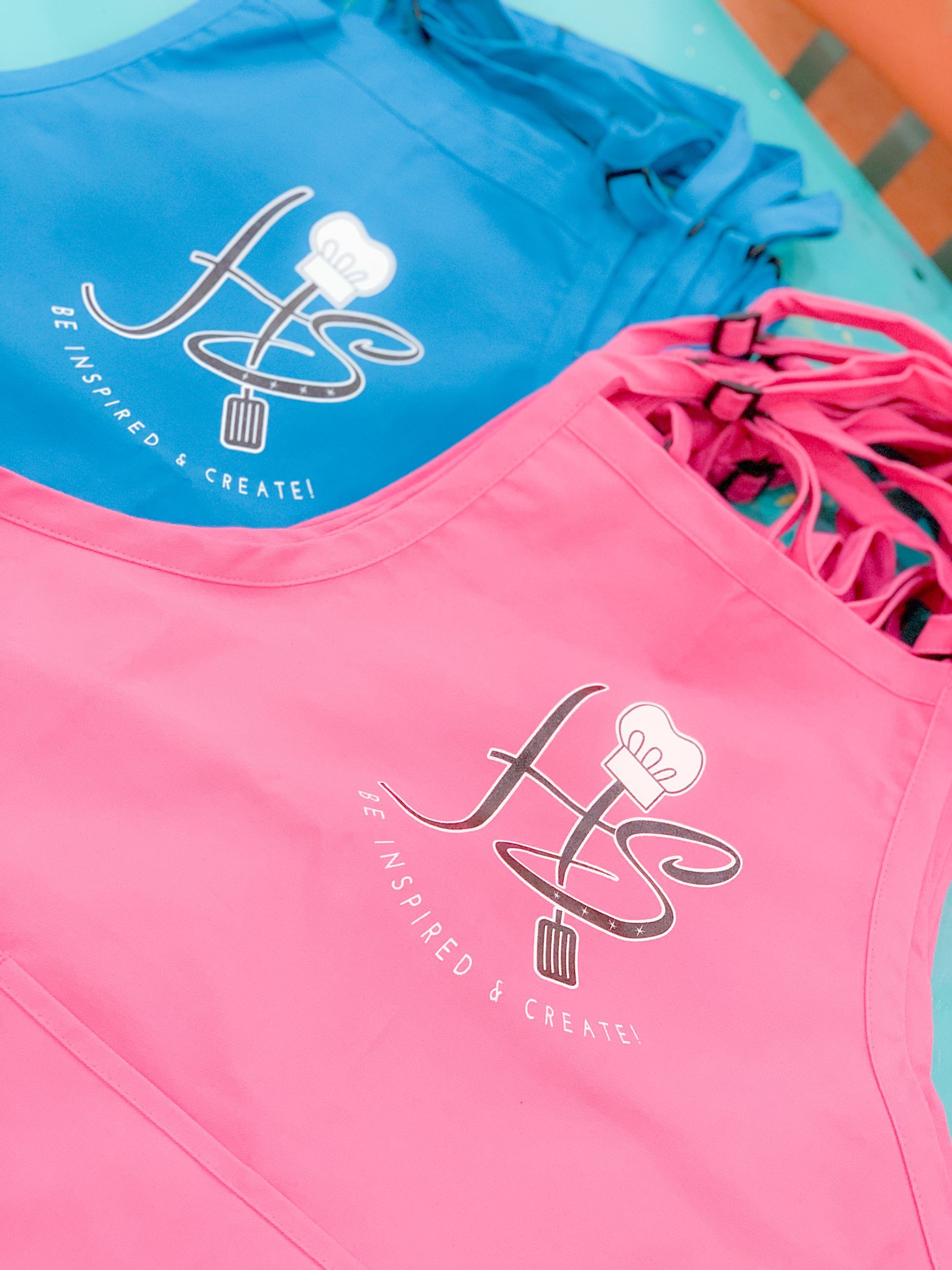 Tote bags with the Hammar’s Studio logo (COURTESY HAMMAR’S STUDIO)