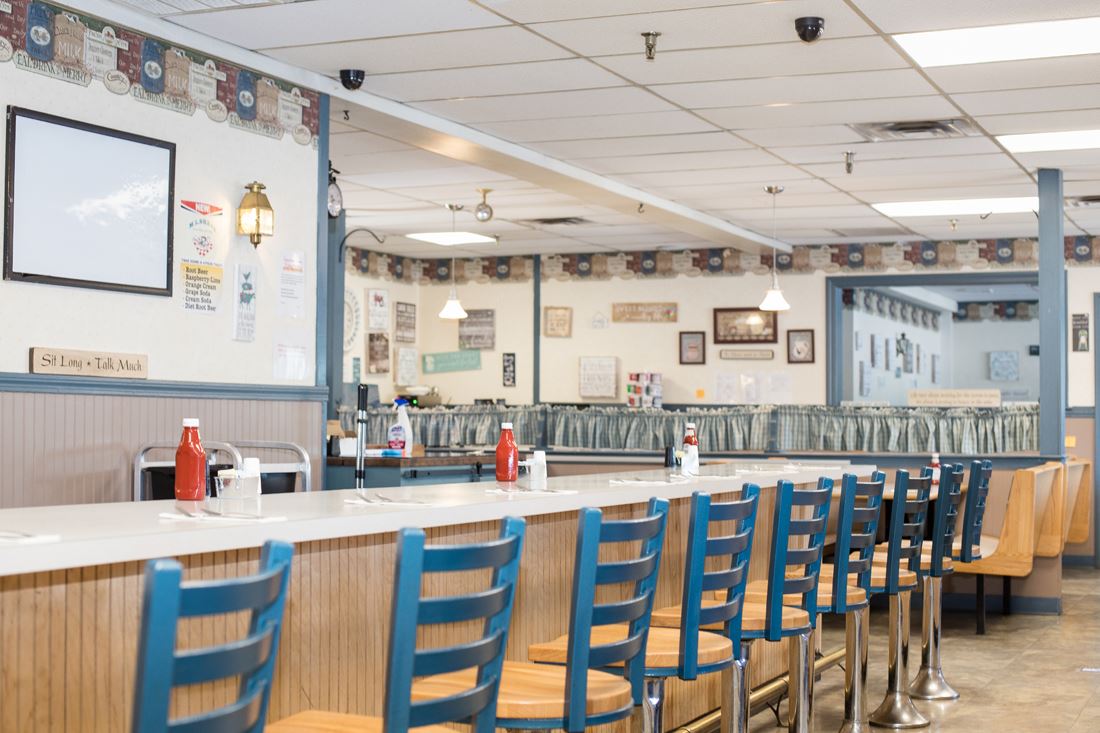 Inside M.L. Shaw’s (COURTESY M.L. SHAW’S)