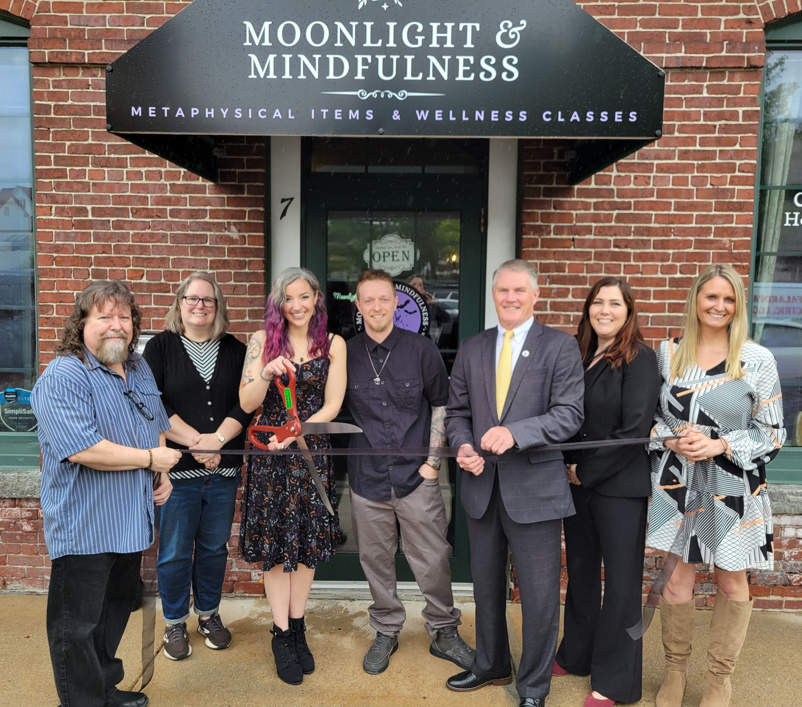 Ribbon-cutting at Moonlight & Mindfulness on May 8 (DRACUT ECONOMIC DEVELOPMENT PHOTO)